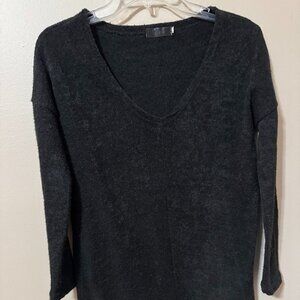 Early 2000s VICABO Deep V Knit Top | Minimalist Black Staple